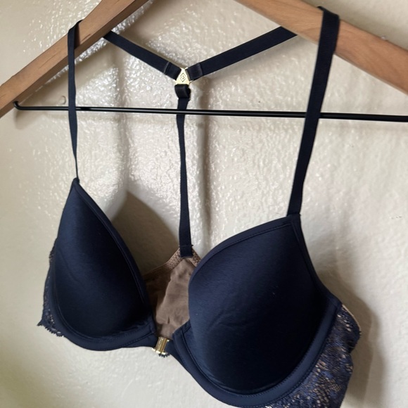 Thirdlove | Classic Lace Racerback Bra - Picture 2 of 5
